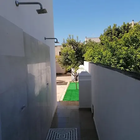 Le Tre Rose Di Roberta Bed & Breakfast