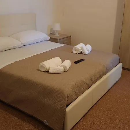 Le Tre Rose Di Roberta Bed & Breakfast *