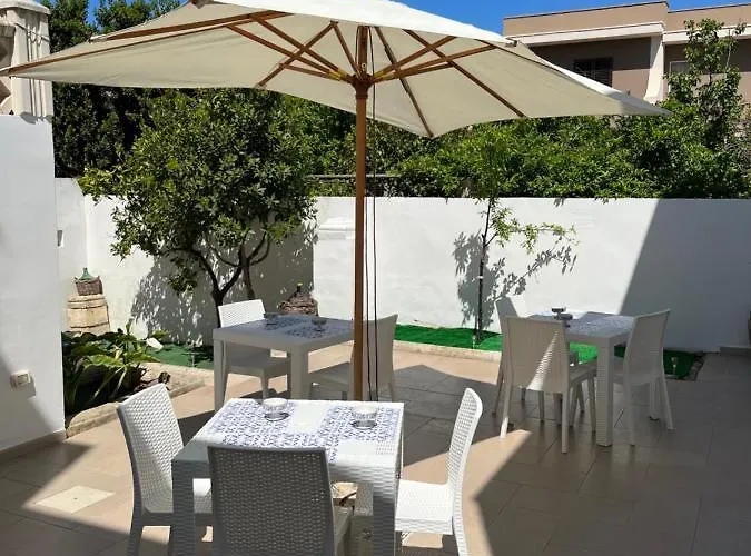 Le Tre Rose Di Roberta 3* Matino