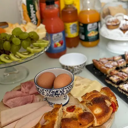 Le Tre Rose Di Roberta 3* Матино