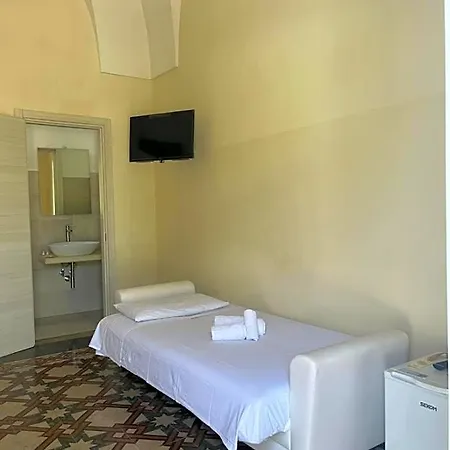 Le Tre Rose Di Roberta Bed & Breakfast Alezio