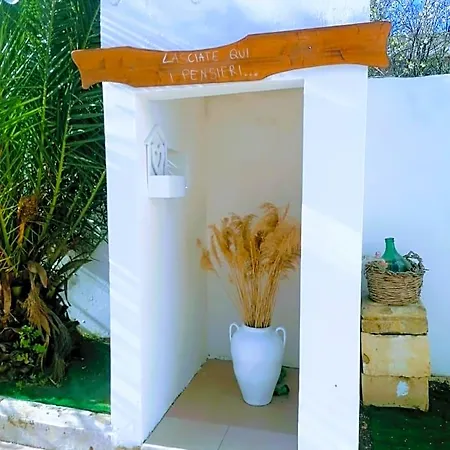Le Tre Rose Di Roberta Bed & Breakfast Alezio