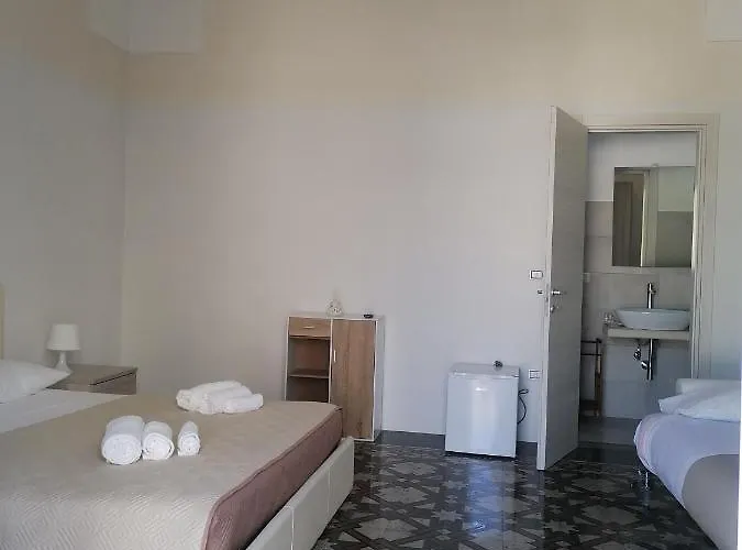 فندق مبيت وإفطار Le Tre Rose Di Roberta